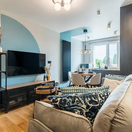 Golden Seaside By Aparo - Plaza 200m, 2 Lazienki, 2 Sypialnie Oraz Salon, 3 Tv, Balkon, Lozeczko Apartament *