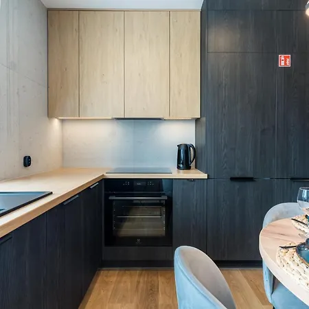 Апартаменти Golden Seaside By Aparo - Plaza 200m, 2 Lazienki, 2 Sypialnie Oraz Salon, 3 Tv, Balkon, Lozeczko *